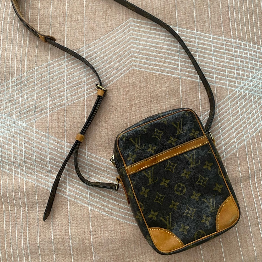 Louis Vuitton Black and Brown Monogram Messenger Bag